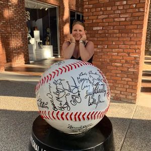 Meet your Posher, Aly